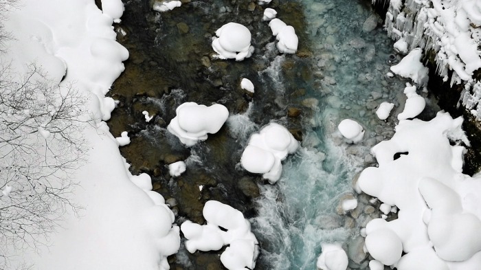 Shirahige falls